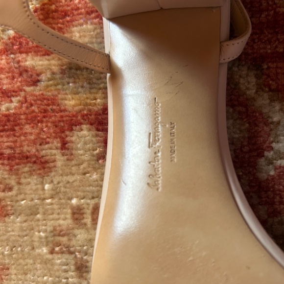 Salvatore Ferragamo nude 2” block heel size 10 B - Picture 8 of 10